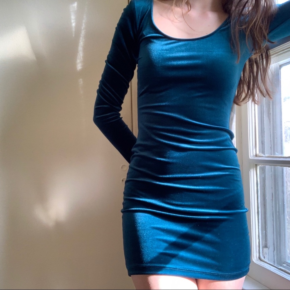 Blue Velvet Bodycon Dress